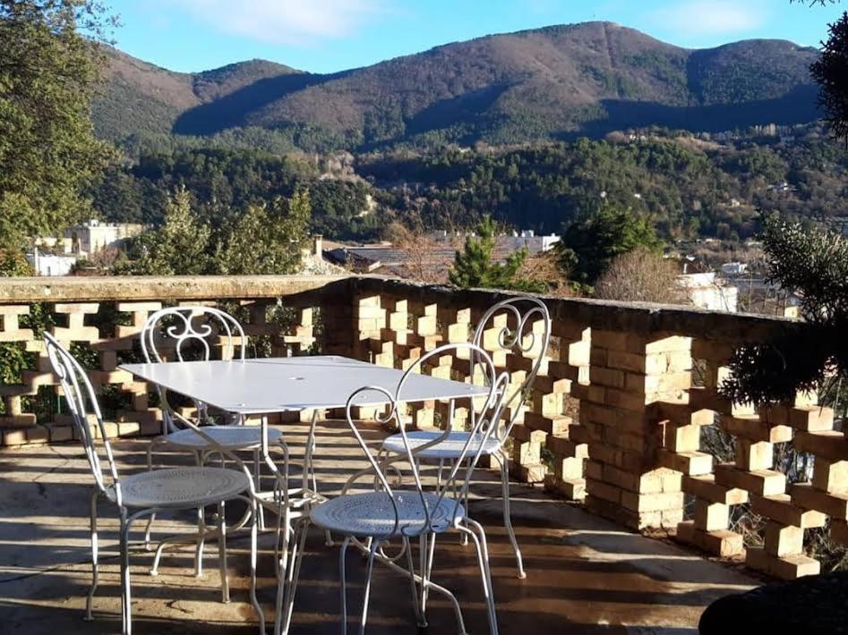 Les Horizons - Spa-Jacuzzi - Massage- Sauna - 4 Saisons - Piscine Chauffee Toute L'Annee - 800M Centre Ville Nyons Exterior foto